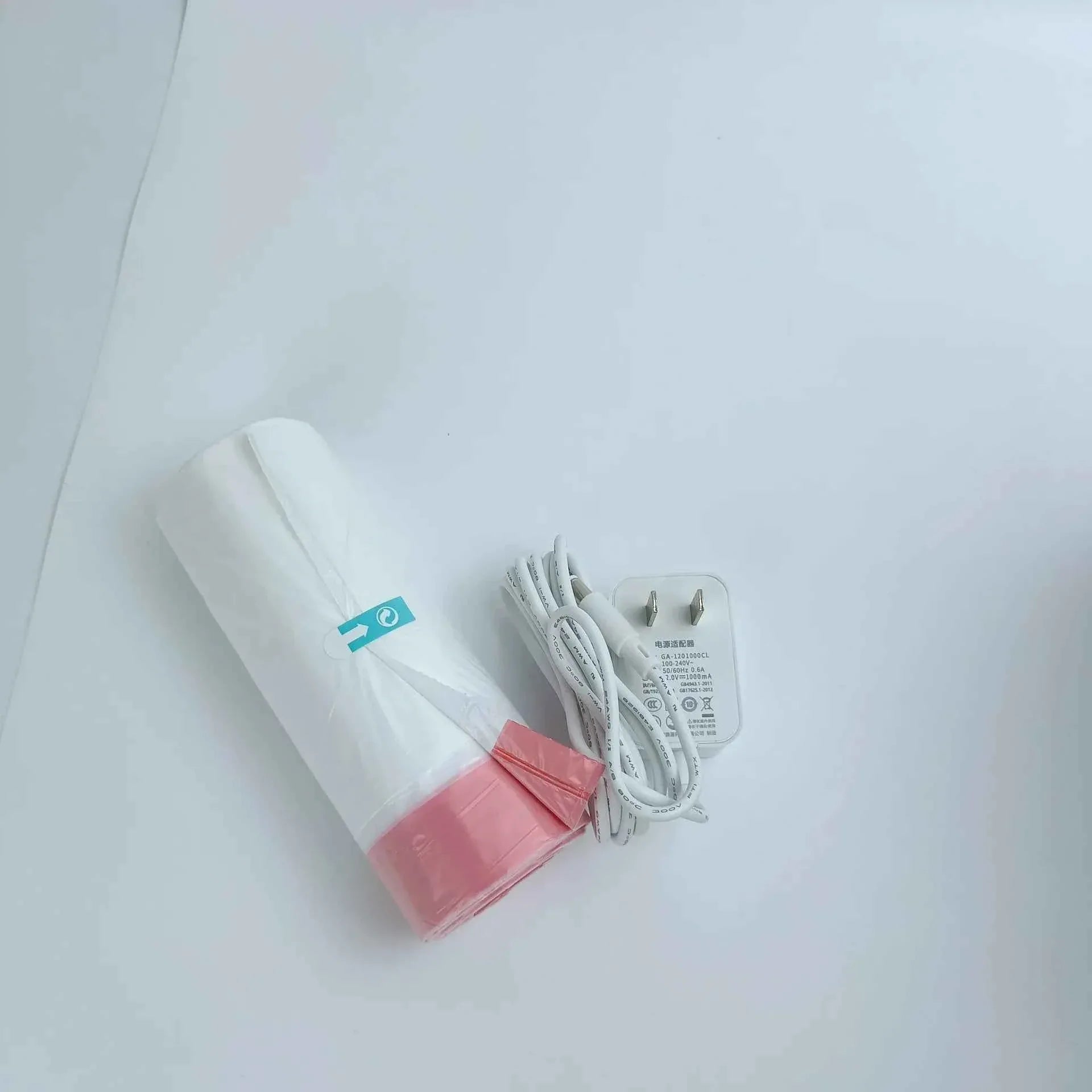 Smart Cat Litter Box with Automatic Self - Happy Tails - paws & love