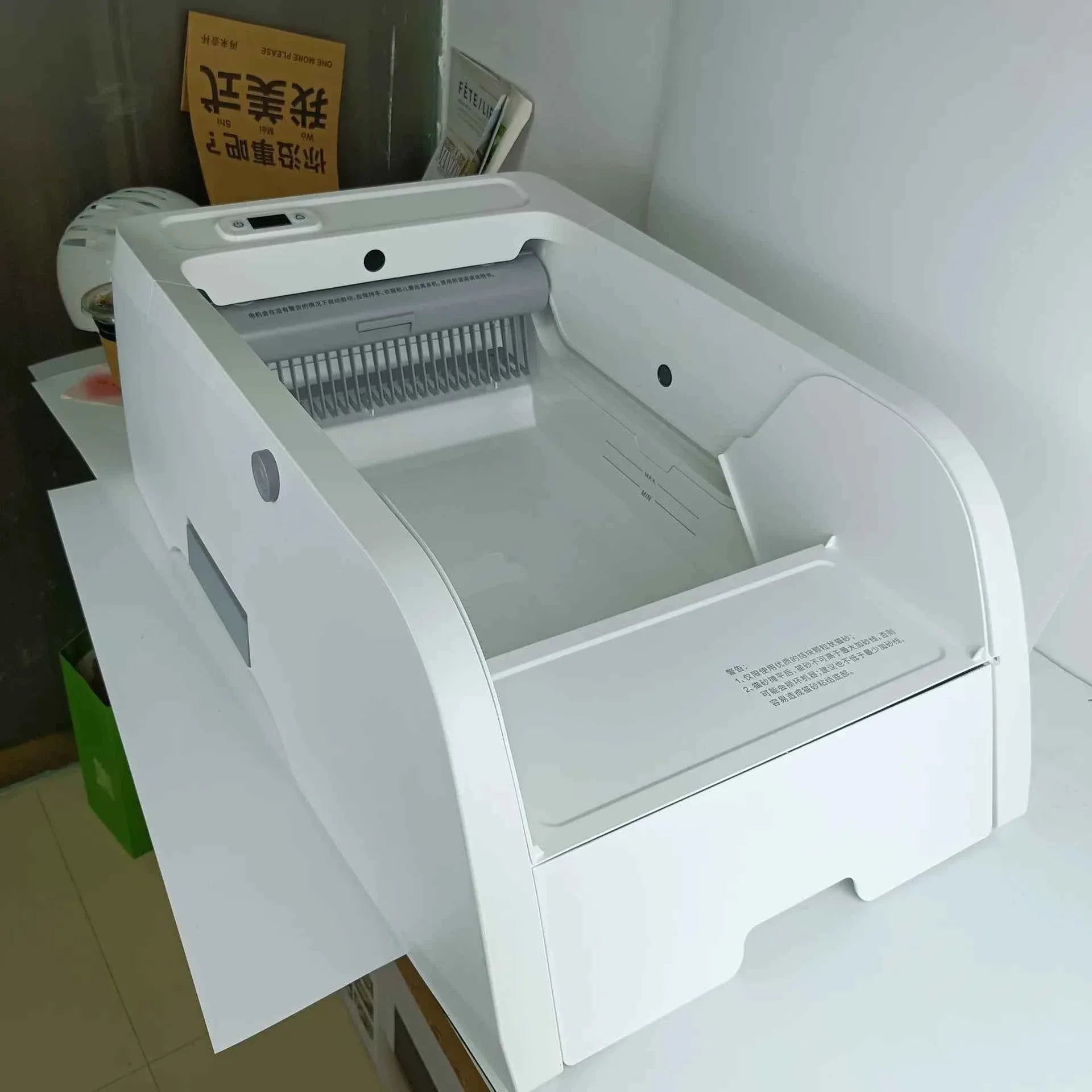 Smart Cat Litter Box with Automatic Self - Happy Tails - paws & love