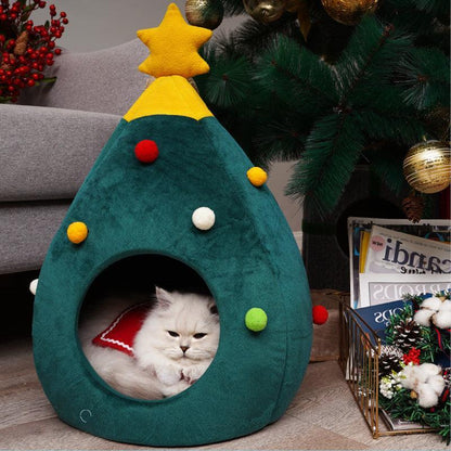 Festive Cat Bed - Cozy Holiday - Happy Tails - paws & love