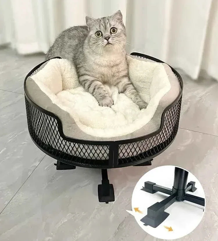 Sturdy Cat's Nest with Suction - Happy Tails